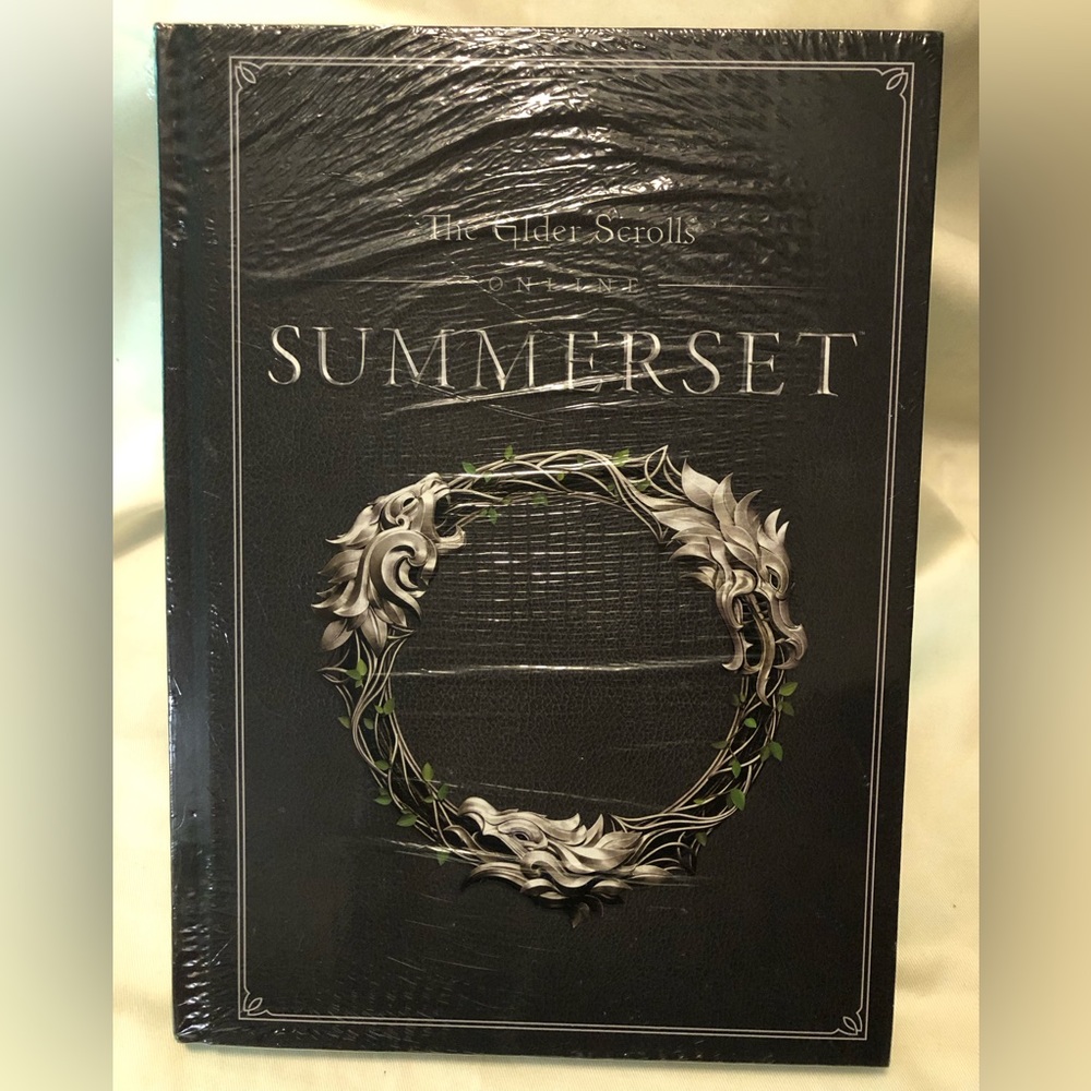 ZENIMAX The Elder Scrolls Online Summerset Collector’s Edition Guide